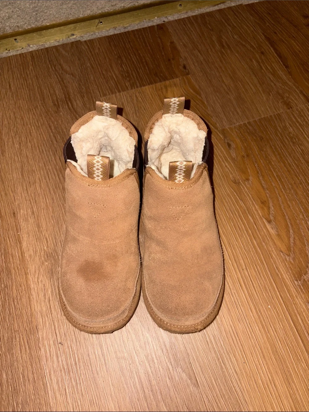 UGG warm shearling